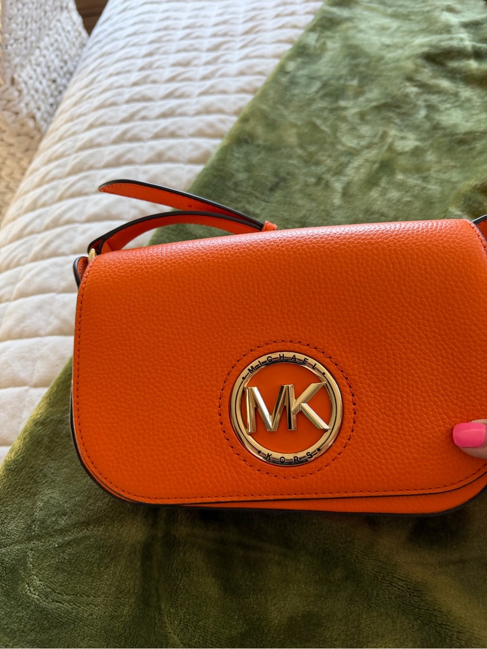 Michael Kors puse carried one time